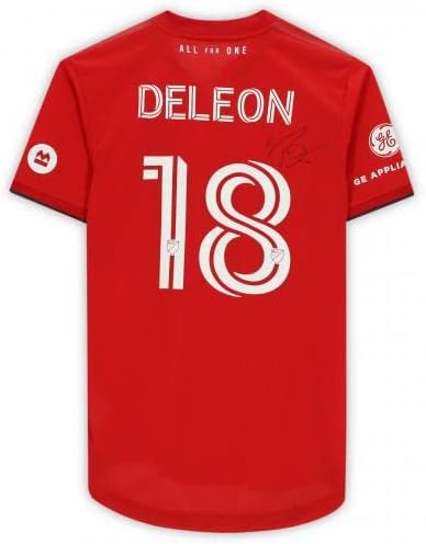 Nick DeLeon Toronto FC Polovni brojevi 18 Crveni dres iz sezone 2020 MLS - nogometni autogramirani mečevi